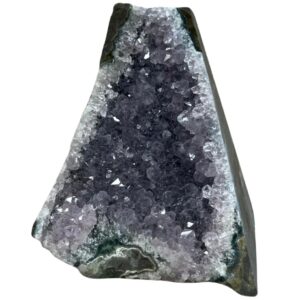 Amethist Brazilië ruw cut base nr.16